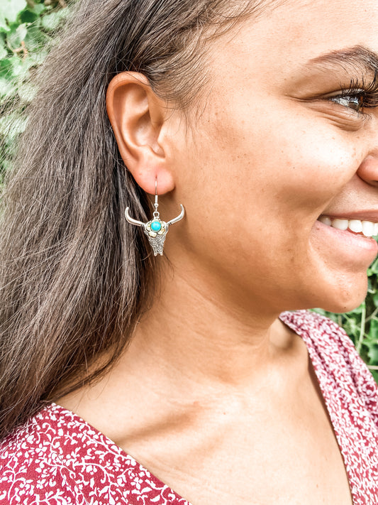 Floral Bull Head Horn